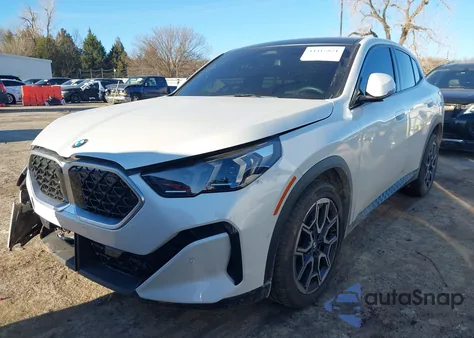 2024 BMW X2 xDrive28I z USA, uszkodzony, nr VIN WBX63GM06R5012449